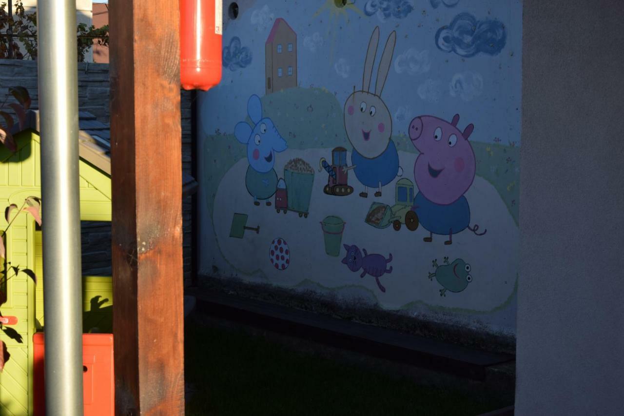 Veľký Meder Belany Studios מראה חיצוני תמונה